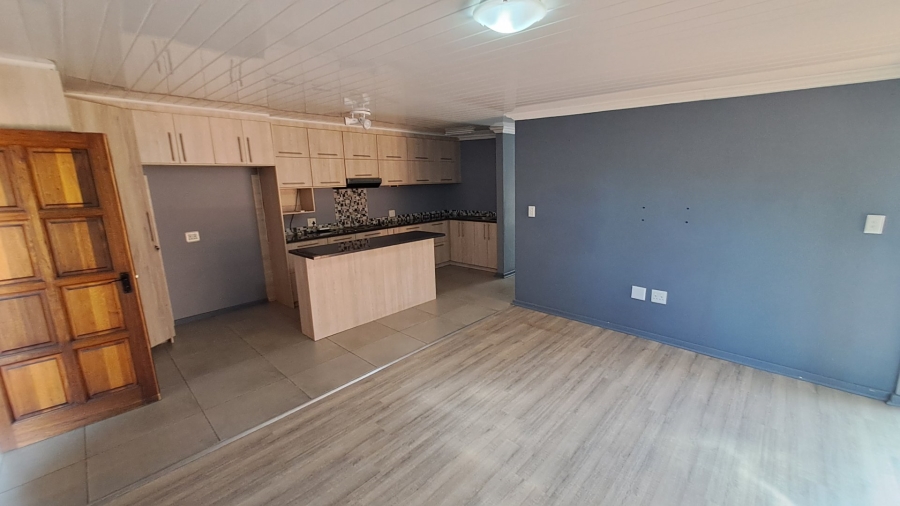 2 Bedroom Property for Sale in Pellissier Free State